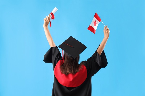 Get an official Canadian diploma online
